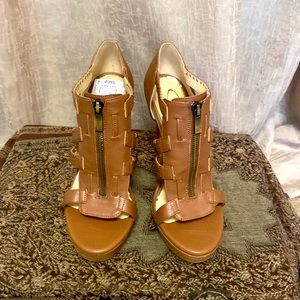 Jessica Simpson heel sandal/shoe